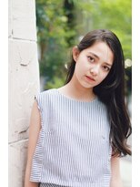 アンレーブ(UNREVE)&nbsp;黒髪ロングスタイル