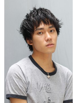 ブークル(boucle) オン眉で作るちょっと個性派ショート