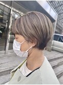 ヘアメイクオズ＆金あゆみ　ブレンドハイライト×ショート