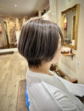 ヘアーアンドカラー プラーチェ(hair&color Plaatje) アンブレラカラー&ショート　30代/40代/50代/60代