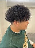毛先軽め 縦落ちツイストスパイラルパーマ