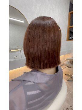 ソマリ(SOMARI.) 切りっぱなしボブ