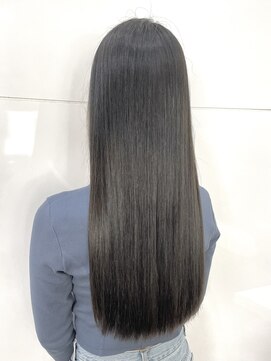 ムーア(MUA) 【MUA 札幌 馬場】艶髪×ストレート