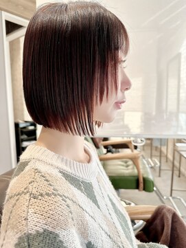 ヨル(Jor) 顔周りに遊びをいれたタッセルボブ◎