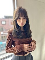 サクラ オモテサンドウ(SAKURA)&nbsp;ワンホンレイヤー、レイヤーカット、髪質改善、表参道