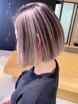 シオン(shion)&nbsp;ダブルカラー韓国ヘア美髪ホワイトベージュミディアム_ba372441