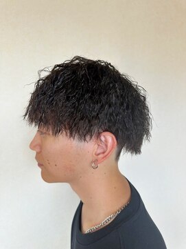 ディアー(Dear) ツイストパーマツーブロスタイル