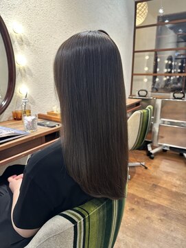 エルサフィロ キタハマ(el zafiro kitahama) 20×30×40代×透明感×髪質改善×抗酸化×ベージュブラウン