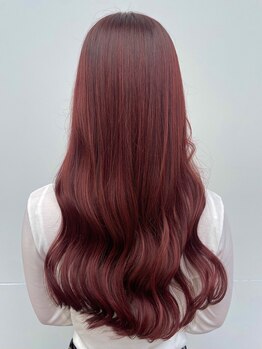 アリュア(Allure)の写真/《初ブリーチでもダメージレスに》ファッションやメイクにも馴染む、お客様に合わせたヘアスタイルを提案◎