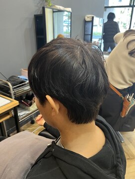 アルター(aL ter) MEN’S HAIR/サーフカール/刈り上げセンターパート/鎌取