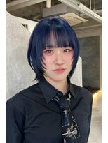 トリムバイエンヴィ(tlim by ENVY)&nbsp;色落ちがシルバーになるネイビーブルーウルフカット