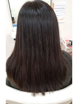 アーラ(ALA) ナチュラルストレート。