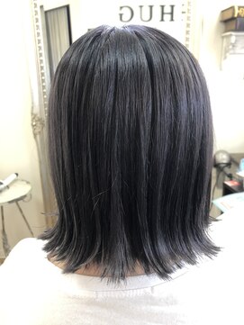 ハグエヴェック(HUG AVEC) シルバーグレーカラー