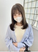 オリーブグレージュ_似合わせレイヤースタイル