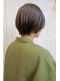 高艶イルミナカラーオリーブベージュショートボブ
