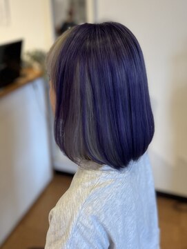 ヘアーコンセプト(HAIR CONCEPT) フェイスフレームパープル×プラチナグレーのデザインカラー