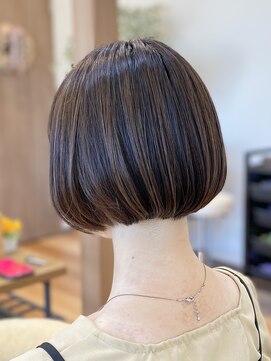 ロトヘアー(Roto hair) ミニボブ×前下がり×ハイライト【Rotohair】