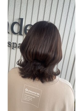 グランデ(grande) ウルフカット/外ハネミディ/くびれミディアム/レイヤー