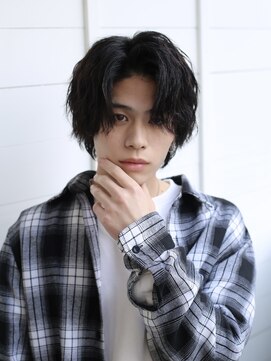 ドットトウキョウ 横浜店(dot.tokyo) ソフトツイストパーマ/波打ちパーマ/センターパート