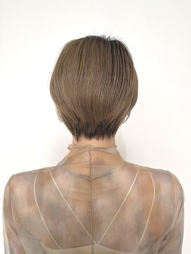 ルーフ 用賀(ROOF) 【ROOF用賀】大人ショート/ミルクティーベージュ/ハイトーン