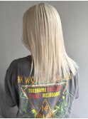 ホワイトブロンドカラー×大人美髪ストレート