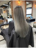 バレイヤージュ、ハイライト、レイヤーロング、グレーベージュ