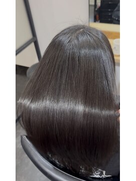 エスカーラ 町田(THE ESCALA) 縮毛矯正