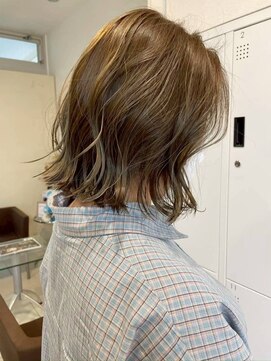 キャパ(CAPA) ブリーチ無し Wカラー ミディアム ボブ 透明感カラー