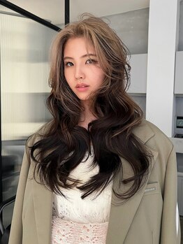 ブランコトレス 鏡島(BLANCO tres)の写真/ダブルカラーやインナーカラーはお任せ＊ハイセンスなデザイン×抜け感×透明感の仕上がりに♪