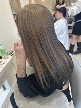 ベル サウス(BHEL south) *デザインカラーブリーチミルクティー顔周りカット