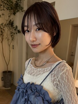 トリッカ シブヤ(TRICCA SHIBUYA) タイトボブ/耳かけショート/シースルーバング