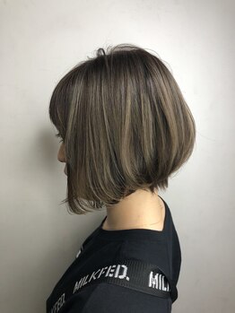 リムドット(rim.)の写真/【朝5分の時短を実現】骨格を補正し、伸びても崩れない緻密な設計。サロン帰りの感動が日常に溶け込む。