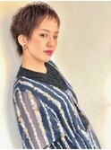 40代、50代におすすめスタイル クール、知的な女性像