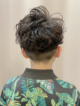ベック ヘアサロン(BEKKU hair salon) キッズスタイル☆お洒落にイメチェン！クリクリパーマショート♪