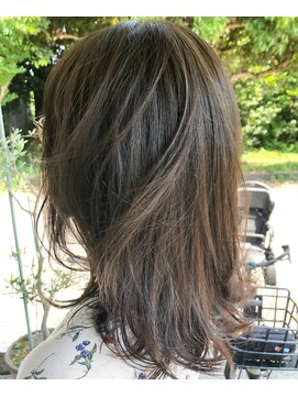 ナンバーフォーナチュラル(NO4 natural) 外国人風外ハネスタイル