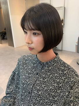 フィル 横浜(fil) ミニボブ_シースルーバングショートボブアッシュグレージュ