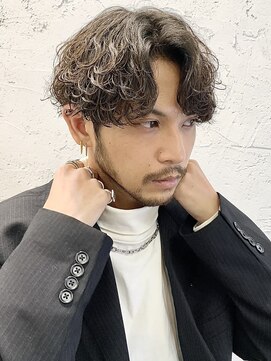 バイフィフス 原宿/表参道(by fifth) 波巻きツイストスパイラルパーマツーブロック刈り上げ