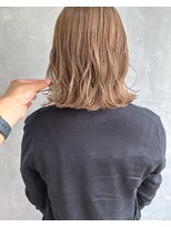 キチ(kichi.)&nbsp;[kichi.] ロブ×くすみミルクティーベージュ