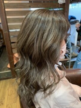 ビューティーショップ ニコ(Beauty shop nicco) 大人可愛い メッシュスタイル