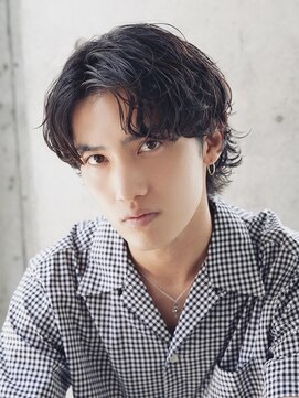 アルファ 新宿(alpha) サーフカール/ 刈り上げセンターパート/ブルーブラック[新宿駅]