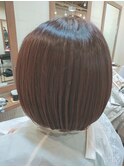 くすみピンクのまん丸ボブ