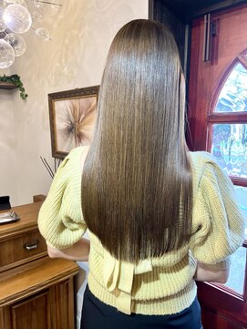 レーヴ(Reve) 13種を駆使したオーダーメイド髪質改善トリートメント★