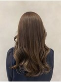 くすみベージュ / レイヤーヘア