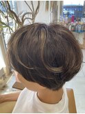 大人女子 マッシュショート