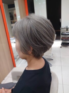 ミングル(MINGLE) 30代40代50代脱白髪染めグレイヘア白髪ぼかし