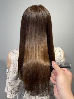 ケイ(KK)の写真/一人ひとりの髪質に合わせてこだわったトリートメントでヘアケア♪指通り滑らかな美しい艶髪へ。