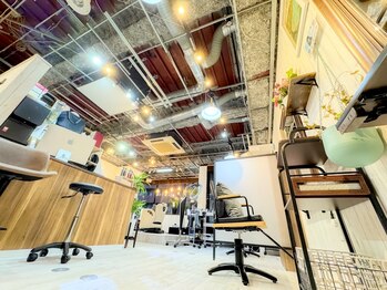 リモア(L I M O A)の写真/恵比寿で実績を重ねこの秋独立◇