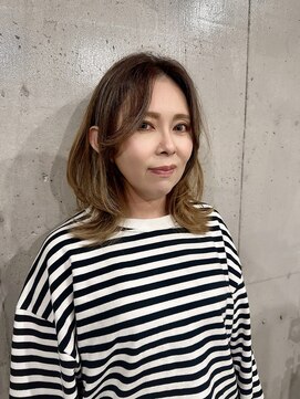 オルガ(olga) 大人かわいい　くびれヘア　レイヤーカット　ハイライト