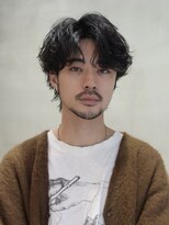 バイフィフス 原宿/表参道(by fifth)&nbsp;シャドウパーマスパイラルパーマセンターパート大人メンズヘア