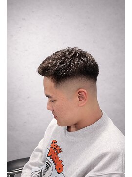 ワンワンオー バーバーショップ 長浜店(@110 BARBER SHOP) 【濡れパン × スキンフェード】究極の時短＆男前スタイル